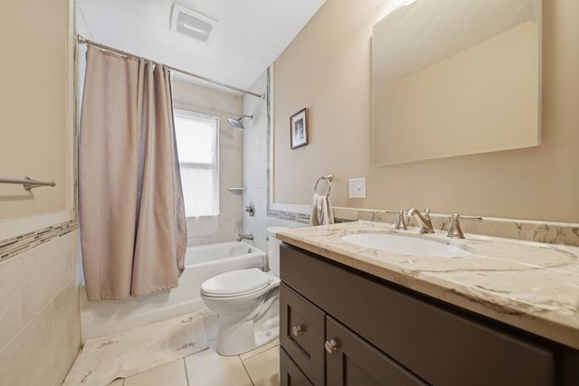 74 Plimpton Ave, Norwood, MA 02062