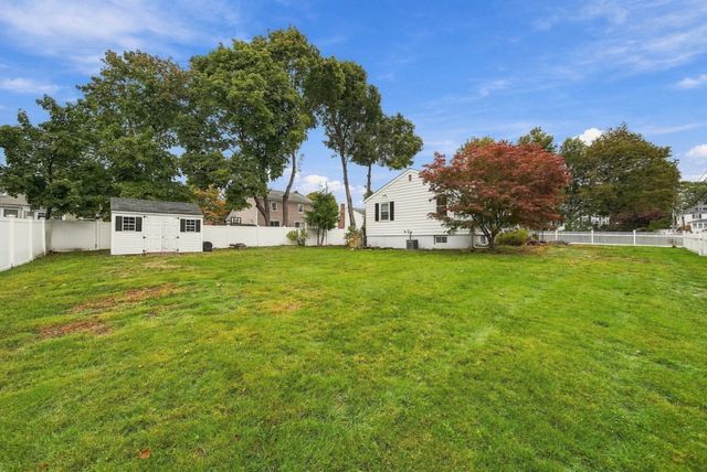 74 Plimpton Ave, Norwood, MA 02062