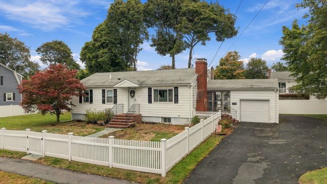 74 Plimpton Ave, Norwood, MA 02062