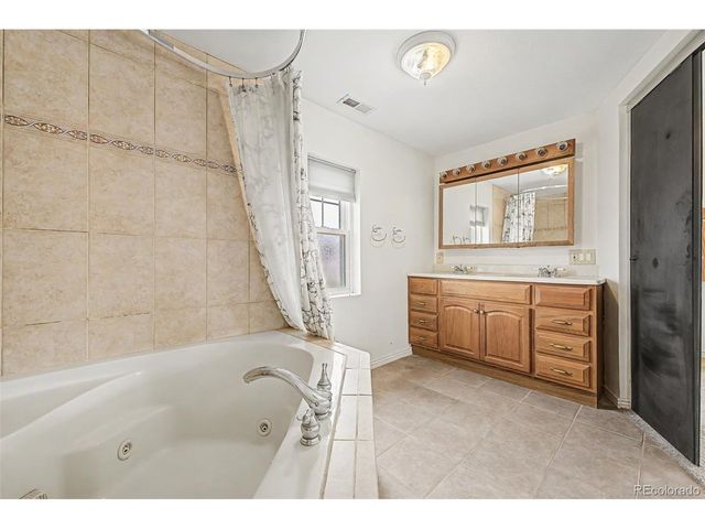 2533 W 99th Pl, Denver, CO 80260