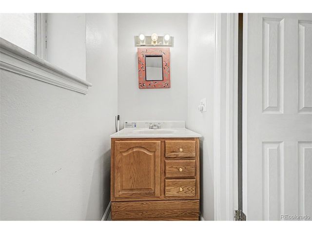 2533 W 99th Pl, Denver, CO 80260