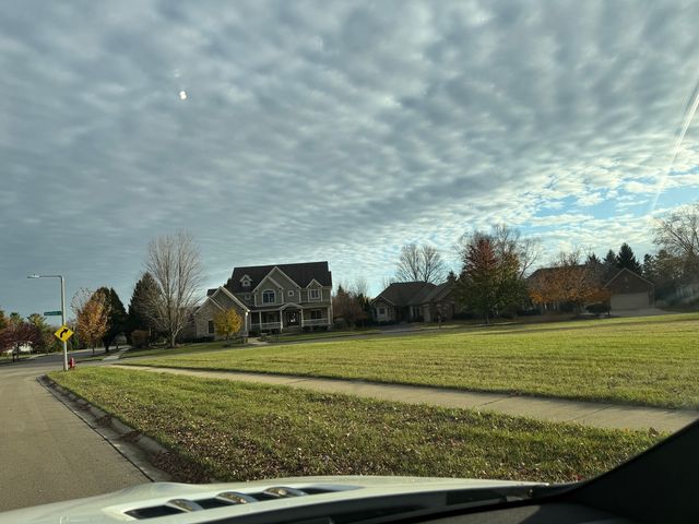 670 Sheffield Circle, Sugar Grove, IL 60554