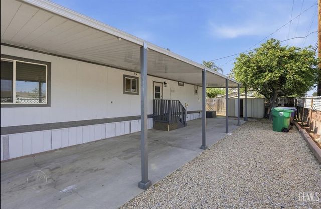 420 Oswell Street 37, Bakersfield, CA 93307