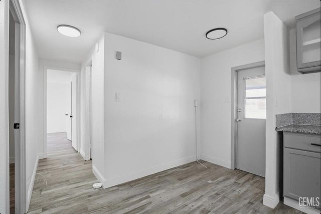 420 Oswell Street 37, Bakersfield, CA 93307