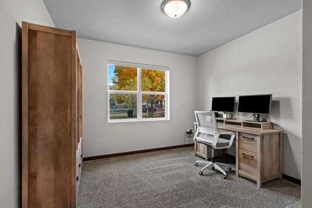 537 GOLF SIDE COURT, Hortonville, WI 84944