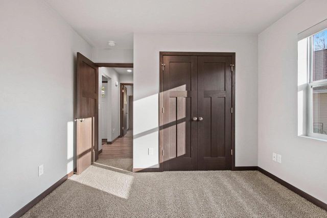 537 GOLF SIDE COURT, Hortonville, WI 84944