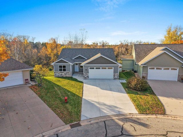 537 GOLF SIDE COURT, Hortonville, WI 84944