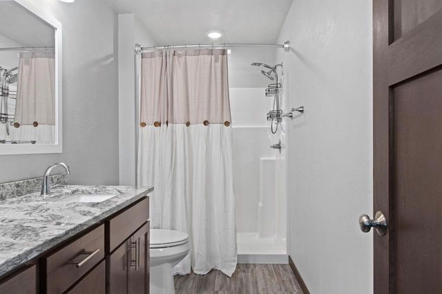 537 GOLF SIDE COURT, Hortonville, WI 84944