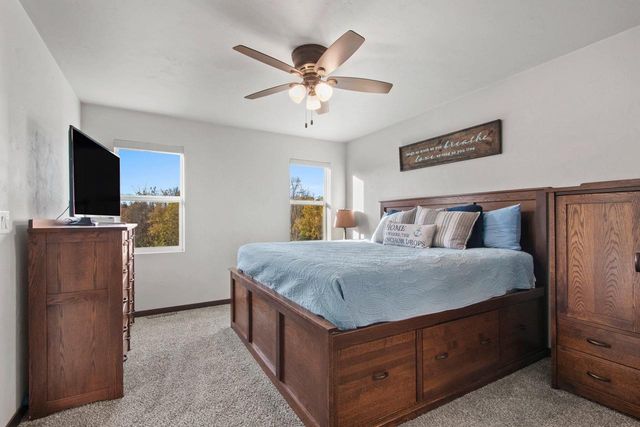 537 GOLF SIDE COURT, Hortonville, WI 84944