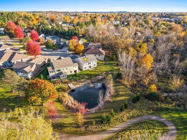 537 GOLF SIDE COURT, Hortonville, WI 84944