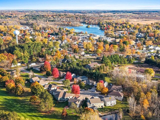 537 GOLF SIDE COURT, Hortonville, WI 84944