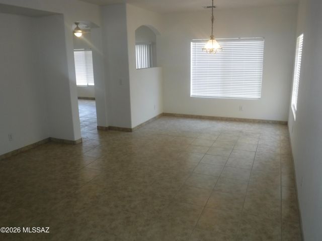 7333 W Sunset Mountain Drive, Tucson, AZ 85743