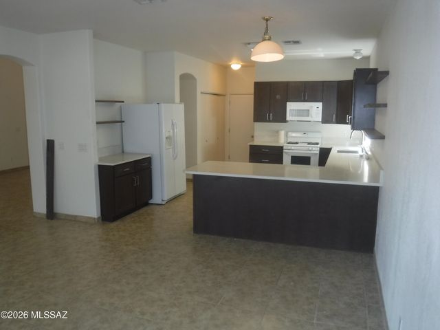 7333 W Sunset Mountain Drive, Tucson, AZ 85743