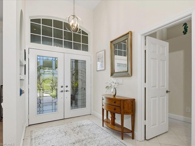6670 Huntley LN N, Naples, FL 34104