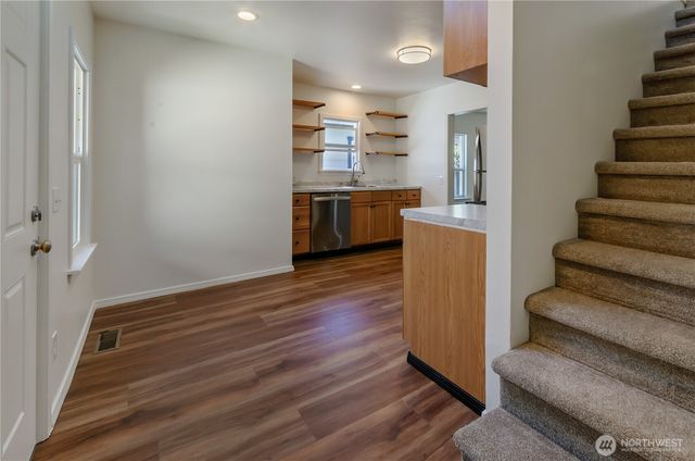 613 N Prospect Street, Tacoma, WA 98406