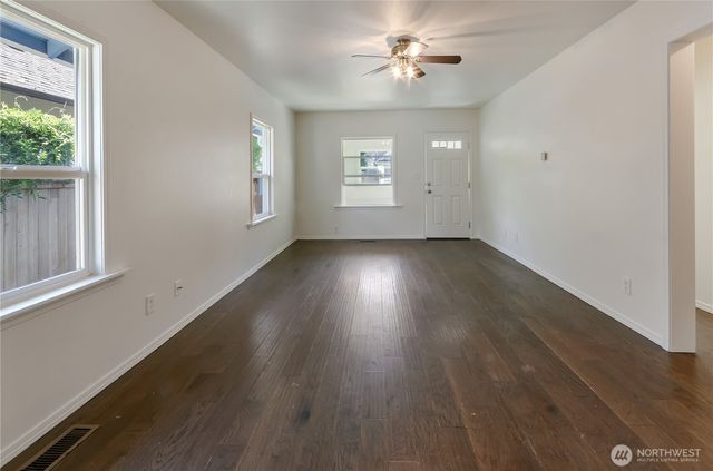 613 N Prospect Street, Tacoma, WA 98406