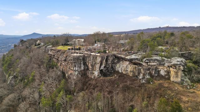 759 Chattanooga Valley Road, Flintstone, GA 30725