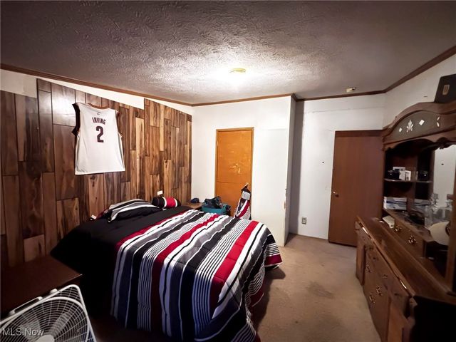 7195 Lakeview Road, Hanoverton, OH 44423