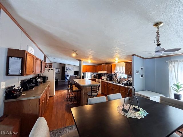 7195 Lakeview Road, Hanoverton, OH 44423