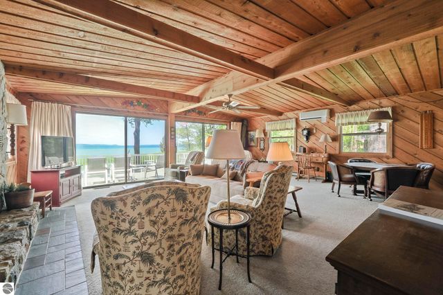 5882 Crystal Beach Road, Rapid City, MI 49676