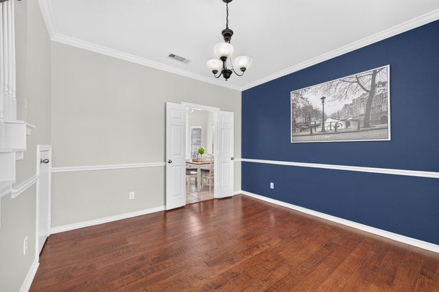 2724 Winterlake Drive, Carrollton, TX 75006