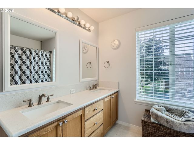 20607 Sw ROSEMOUNT St, Beaverton, OR 97078