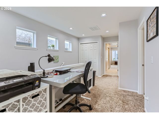 20607 Sw ROSEMOUNT St, Beaverton, OR 97078