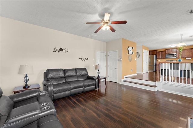 837 Summer Springs Court, Pendergrass, GA 30567