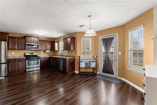 837 Summer Springs Court, Pendergrass, GA 30567