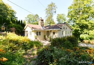 42 Berkshire Road, Southbury, CT 06488