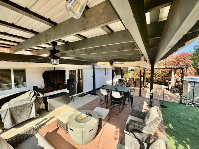 1716 Wingfoot Dr, Yuba City, CA 95993