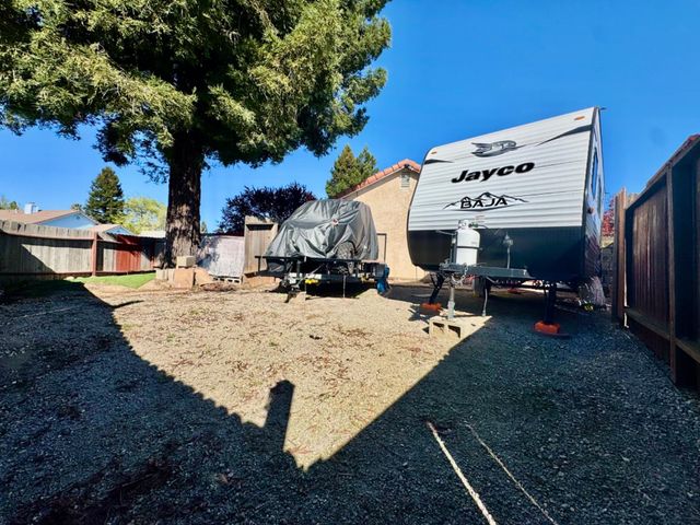 1716 Wingfoot Dr, Yuba City, CA 95993