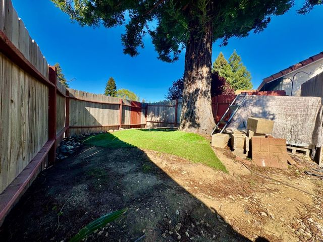 1716 Wingfoot Dr, Yuba City, CA 95993
