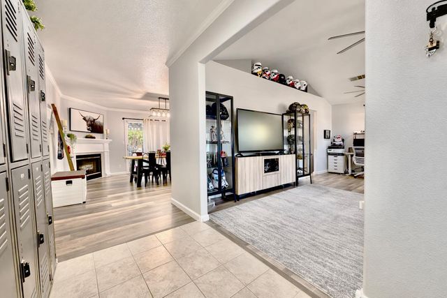 1716 Wingfoot Dr, Yuba City, CA 95993