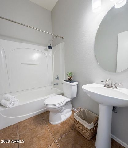 9233 E NEVILLE Avenue 1131, Mesa, AZ 85209