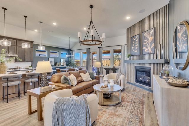 105 Edgemoor CV, Georgetown, TX 78628