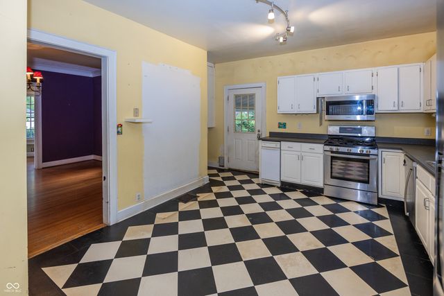 4304 Central Avenue, Indianapolis, IN 46205
