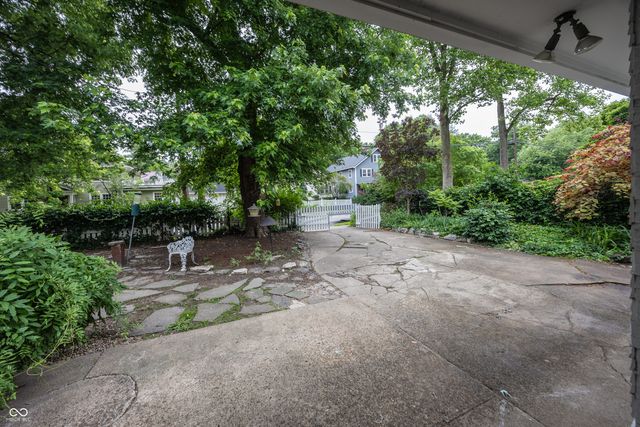 4304 Central Avenue, Indianapolis, IN 46205
