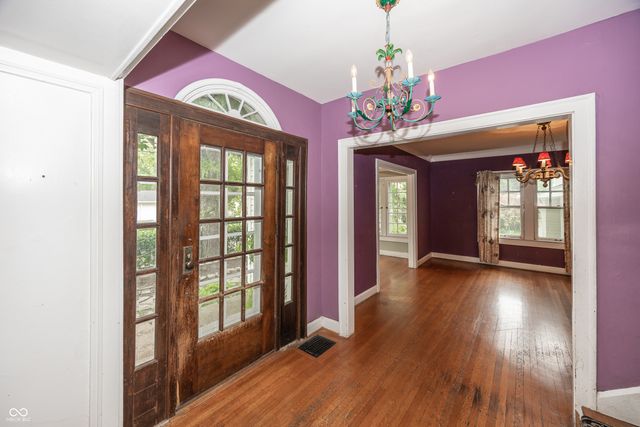 4304 Central Avenue, Indianapolis, IN 46205