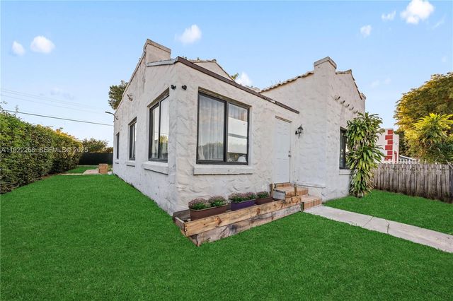 1910 NW 47th St, Miami, FL 33142