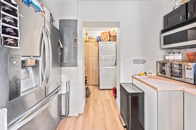 1910 NW 47th St, Miami, FL 33142