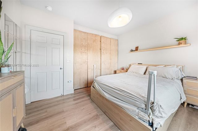 1910 NW 47th St, Miami, FL 33142