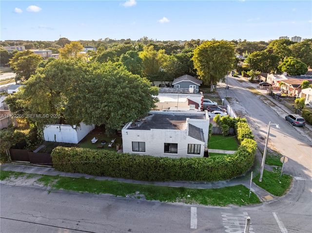 1910 NW 47th St, Miami, FL 33142