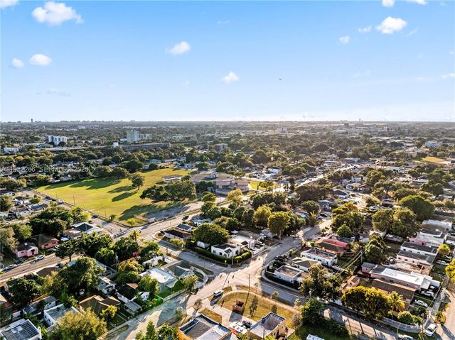 1910 NW 47th St, Miami, FL 33142