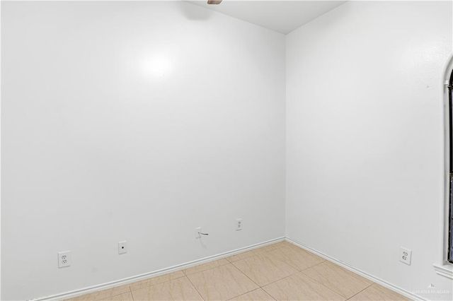 23790 N Val Verde Road, Edinburg, TX 78542