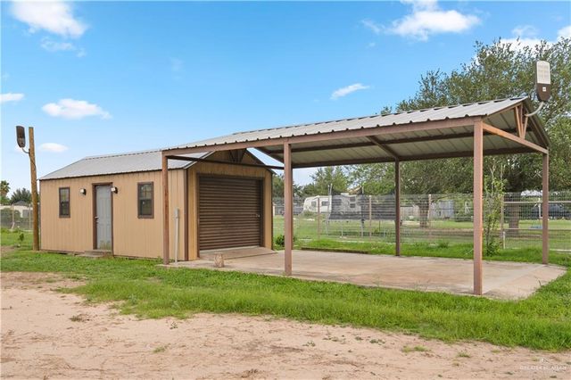 23790 N Val Verde Road, Edinburg, TX 78542