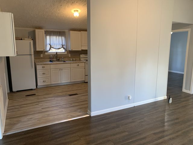 901 E 9th St, Columbia, TN 38401