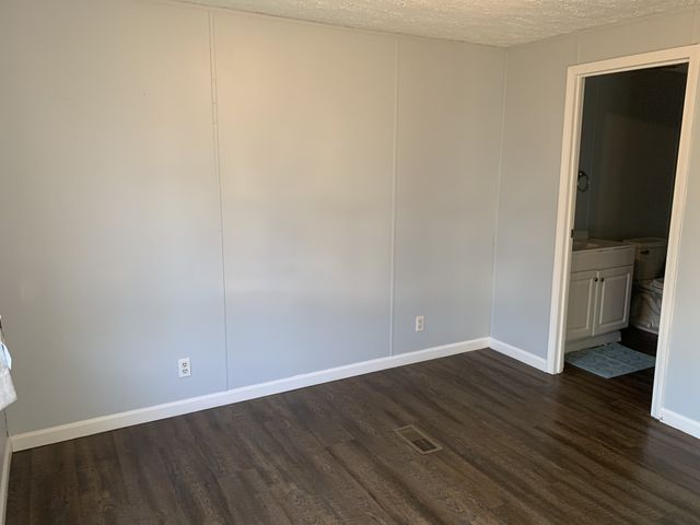 901 E 9th St, Columbia, TN 38401