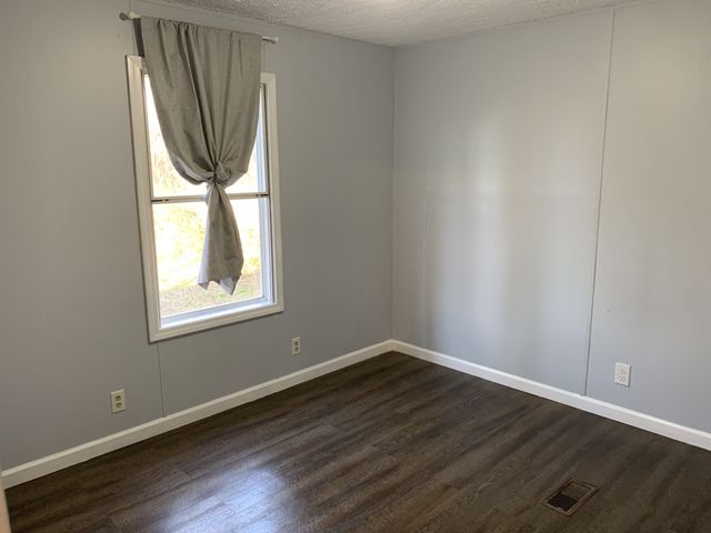 901 E 9th St, Columbia, TN 38401