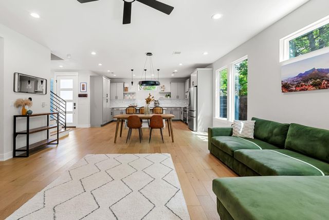 5109 Stone Gate DR 1, Austin, TX 78721